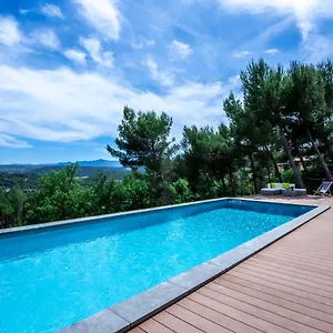  Apartment Lumineuse Avec Piscine Clim 1ere Etage Vue Panoramique Sur Les Montagnes Sur Le Site De La Sainte-victoire